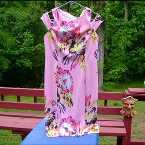 Size 8 pink floral Tahari dress very flattering